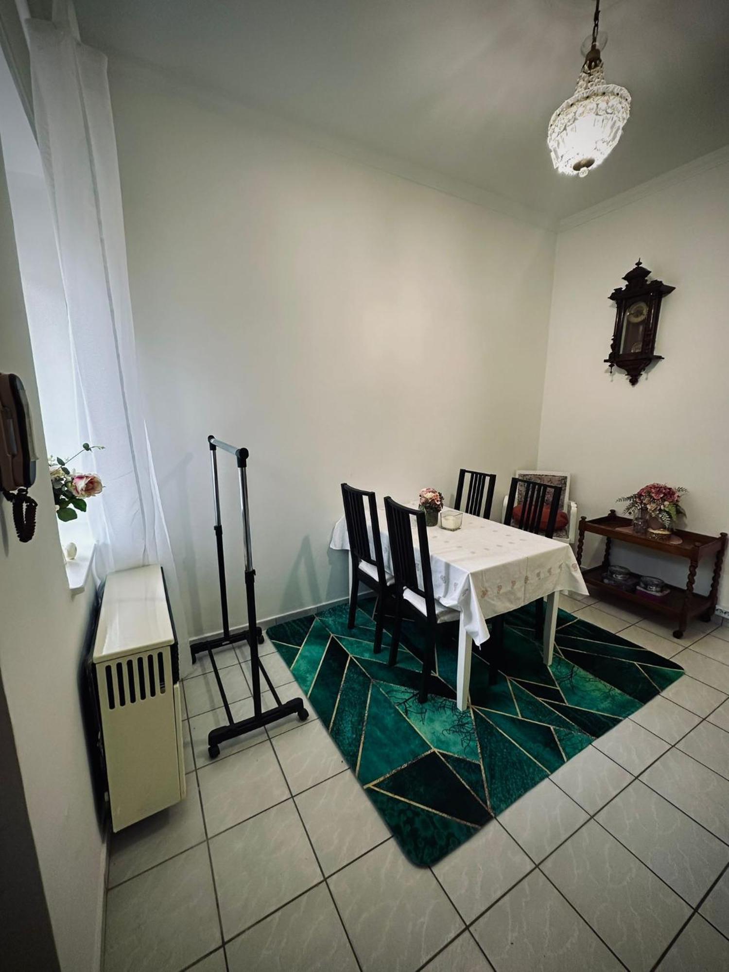 Taban Apartman Pécs Buitenkant foto